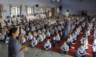 Colegio benéfico para niños Baba Bhuman Shah Vidya Mandir